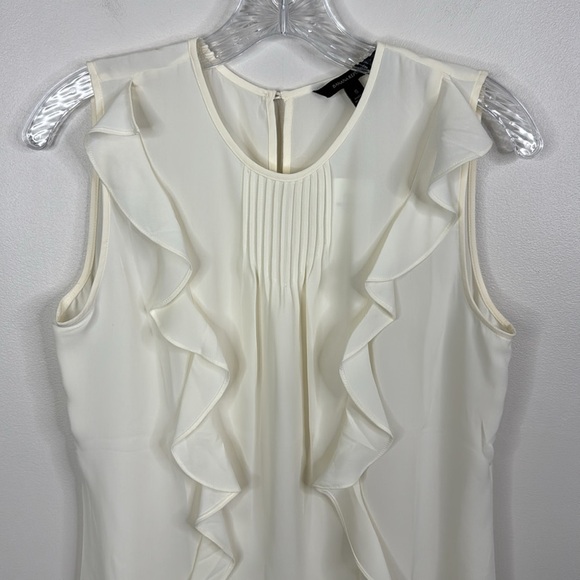 Banana Republic Women's Small Sleeveless Ruffle Blouse in Cream - Picture 2 of 8